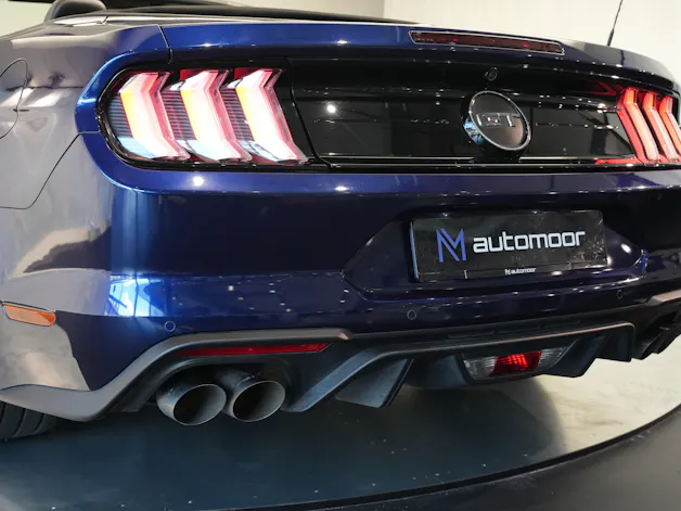 FORD Mustang Convertible 5.0 V8 GT Automat