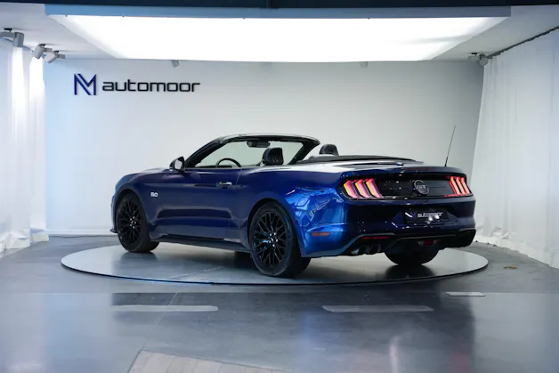 FORD Mustang Convertible 5.0 V8 GT Automat