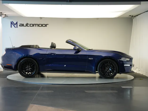 FORD Mustang Convertible 5.0 V8 GT Automat