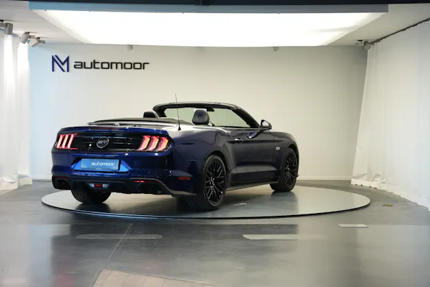FORD Mustang Convertible 5.0 V8 GT Automat
