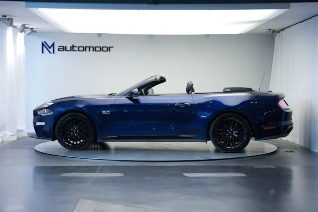 FORD Mustang Convertible 5.0 V8 GT Automat
