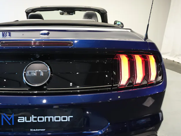FORD Mustang Convertible 5.0 V8 GT Automat
