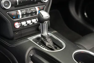 FORD Mustang Convertible 5.0 V8 GT Automat