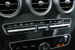 MERCEDES-BENZ C 63 S AMG Premium 9G-tronic *CH-Fahrzeug* *Designo Mattlackierung* *Carbon* *Burmester*