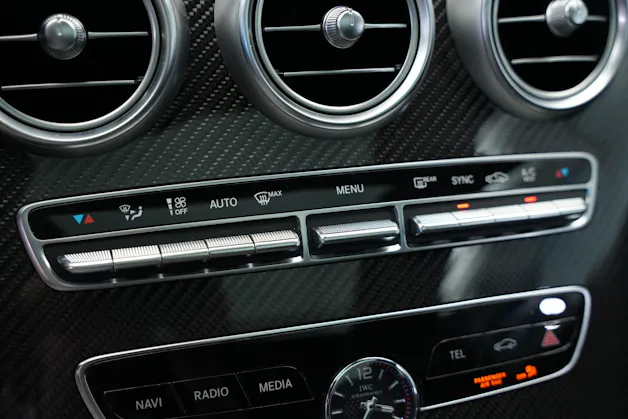 MERCEDES-BENZ C 63 S AMG Premium 9G-tronic *CH-Fahrzeug* *Designo Mattlackierung* *Carbon* *Burmester*