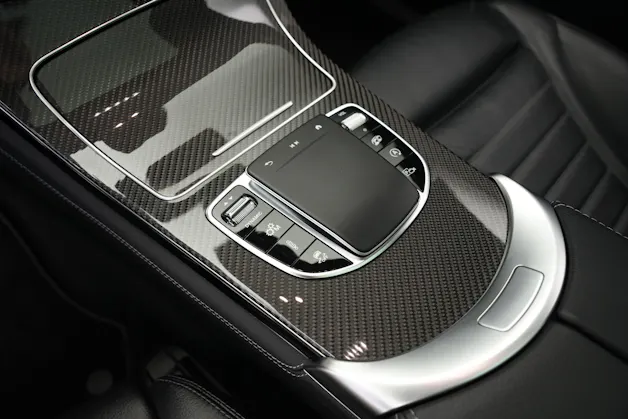 MERCEDES-BENZ GLC 43 AMG 4Matic 9G-Tronic *CH-FZ* *Pano* *Burmester* *HuD* *AHK*