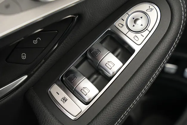 MERCEDES-BENZ GLC 43 AMG 4Matic 9G-Tronic *CH-FZ* *Pano* *Burmester* *HuD* *AHK*
