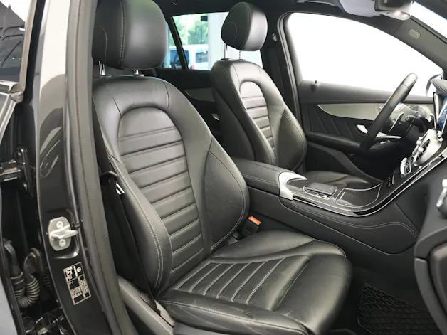 MERCEDES-BENZ GLC 43 AMG 4Matic 9G-Tronic *CH-FZ* *Pano* *Burmester* *HuD* *AHK*