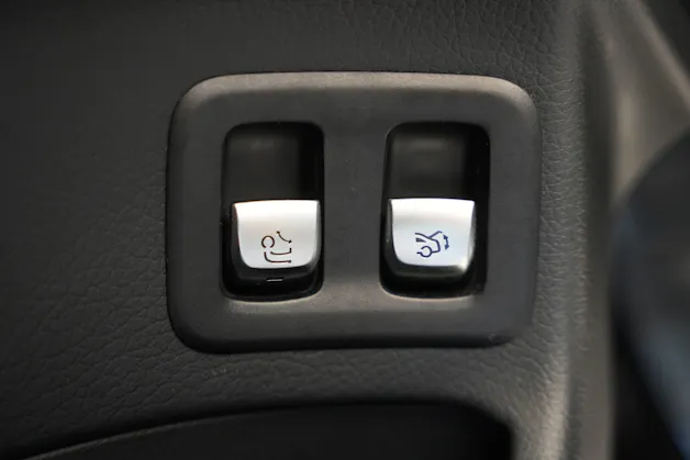 MERCEDES-BENZ GLC 43 AMG 4Matic 9G-Tronic *CH-FZ* *Pano* *Burmester* *HuD* *AHK*