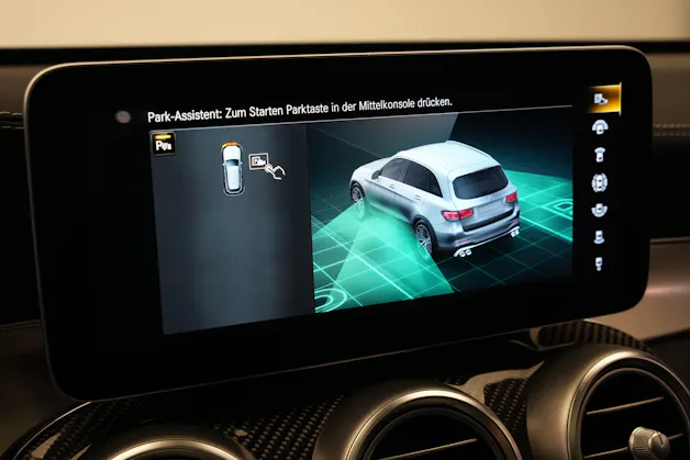 MERCEDES-BENZ GLC 43 AMG 4Matic 9G-Tronic *CH-FZ* *Pano* *Burmester* *HuD* *AHK*