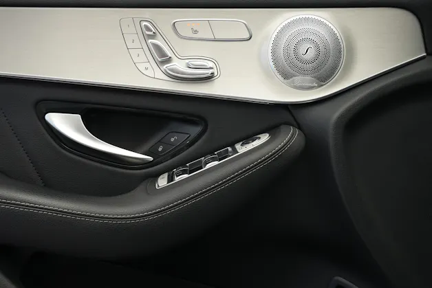 MERCEDES-BENZ GLC 43 AMG 4Matic 9G-Tronic *CH-FZ* *Pano* *Burmester* *HuD* *AHK*