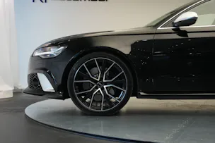 AUDI RS6 Avant 4.0 TFSI V8 performance quattro