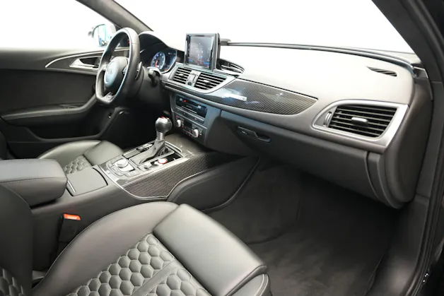 AUDI RS6 Avant 4.0 TFSI V8 performance quattro