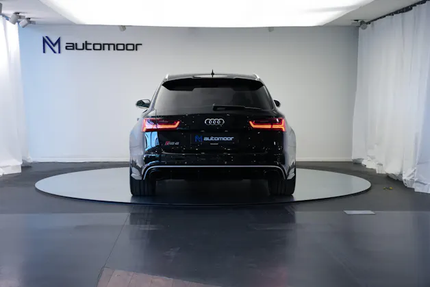 AUDI RS6 Avant 4.0 TFSI V8 performance quattro