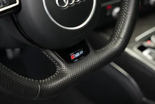AUDI RS6 Avant 4.0 TFSI V8 performance quattro