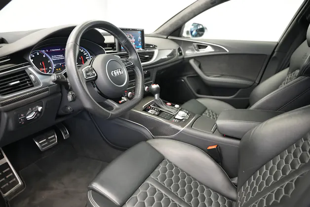 AUDI RS6 Avant 4.0 TFSI V8 performance quattro