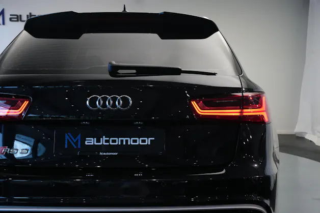 AUDI RS6 Avant 4.0 TFSI V8 performance quattro