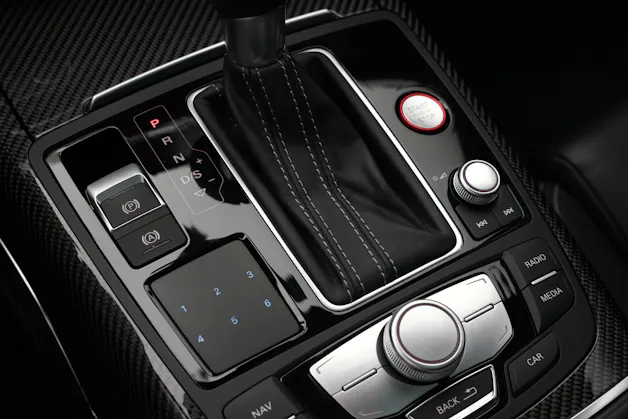 AUDI RS6 Avant 4.0 TFSI V8 performance quattro