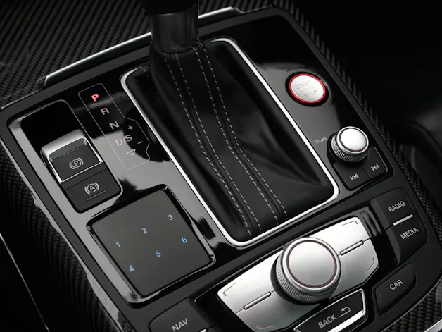 AUDI RS6 Avant 4.0 TFSI V8 performance quattro