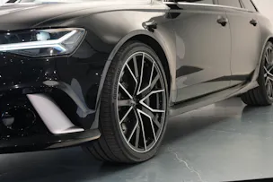 AUDI RS6 Avant 4.0 TFSI V8 performance quattro