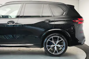 BMW X5 xDrive 48V 40d M Sport Pro Steptronic *M Sportsitze* *Panorama* *AHK*