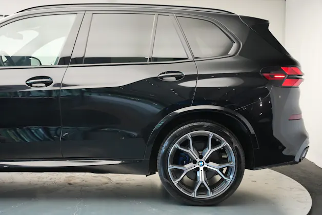 BMW X5 xDrive 48V 40d M Sport Pro Steptronic *M Sportsitze* *Panorama* *AHK*