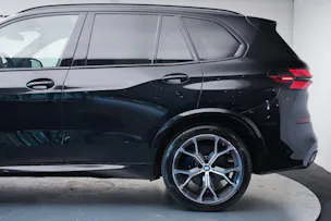 BMW X5 xDrive 48V 40d M Sport Pro Steptronic *M Sportsitze* *Panorama* *AHK*