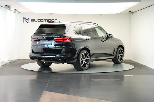 BMW X5 xDrive 48V 40d M Sport Pro Steptronic *M Sportsitze* *Panorama* *AHK*