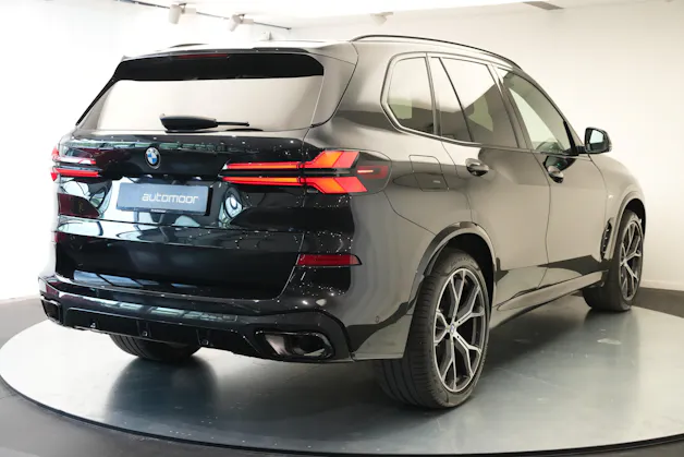 BMW X5 xDrive 48V 40d M Sport Pro Steptronic *M Sportsitze* *Panorama* *AHK*