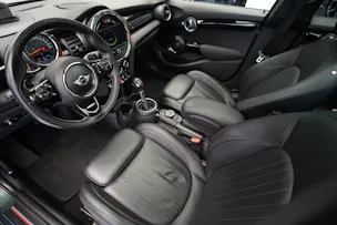 MINI Cooper S Steptronic *CH-Fahrzeug*