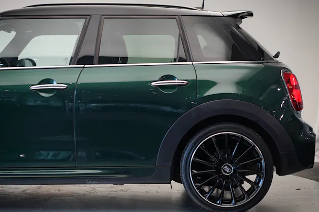 MINI Cooper S Steptronic *CH-Fahrzeug*