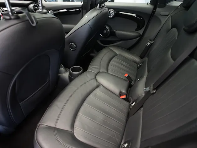 MINI Cooper S Steptronic *CH-Fahrzeug*