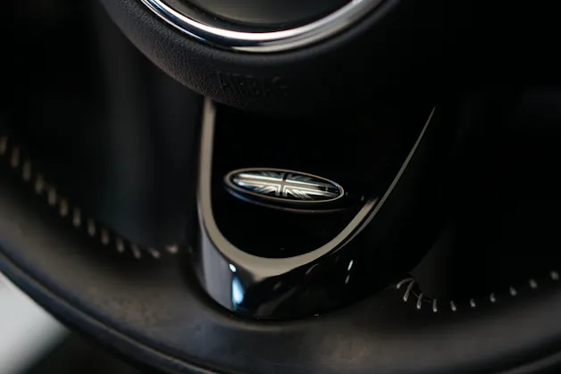 MINI Cooper S Steptronic *CH-Fahrzeug*
