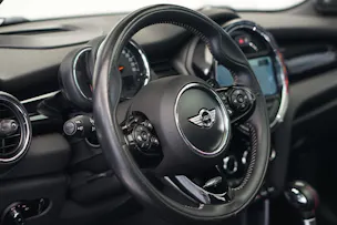 MINI Cooper S Steptronic *CH-Fahrzeug*