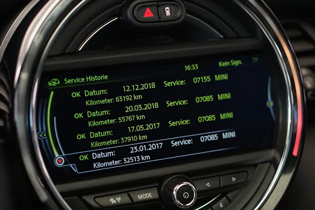 MINI Cooper S Steptronic *CH-Fahrzeug*