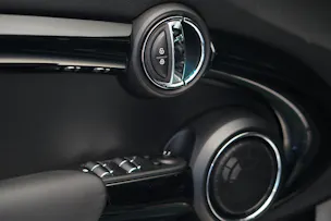 MINI Cooper S Steptronic *CH-Fahrzeug*