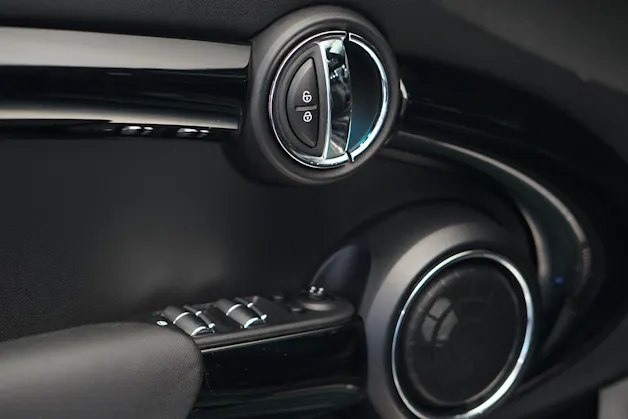MINI Cooper S Steptronic *CH-Fahrzeug*