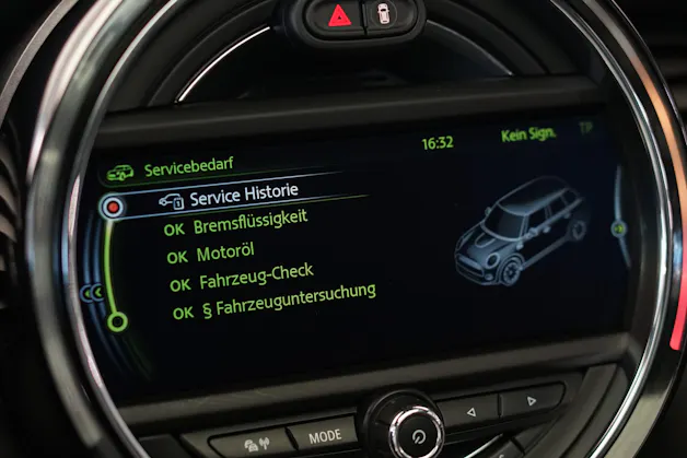 MINI Cooper S Steptronic *CH-Fahrzeug*