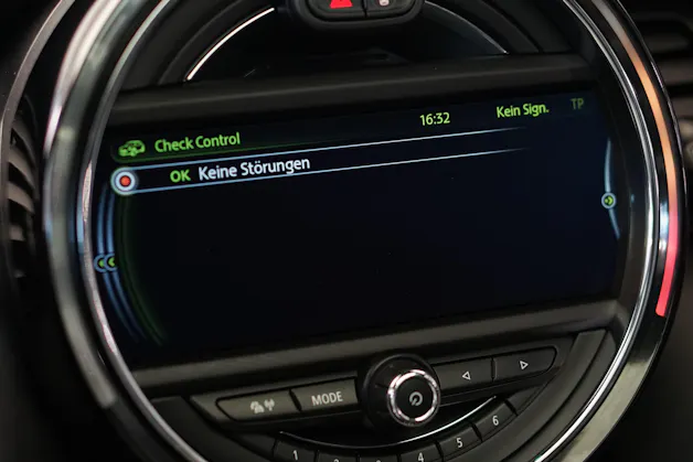MINI Cooper S Steptronic *CH-Fahrzeug*