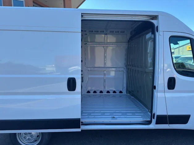 OPEL Movano Cargo Kasten 2.2 DIESEL 140 L2H2 EDITION