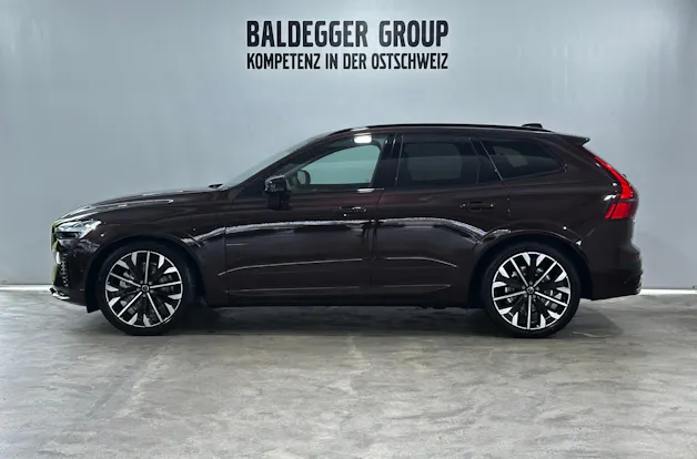 VOLVO XC60 2.0 T8 TE Ultra Dark eAWD