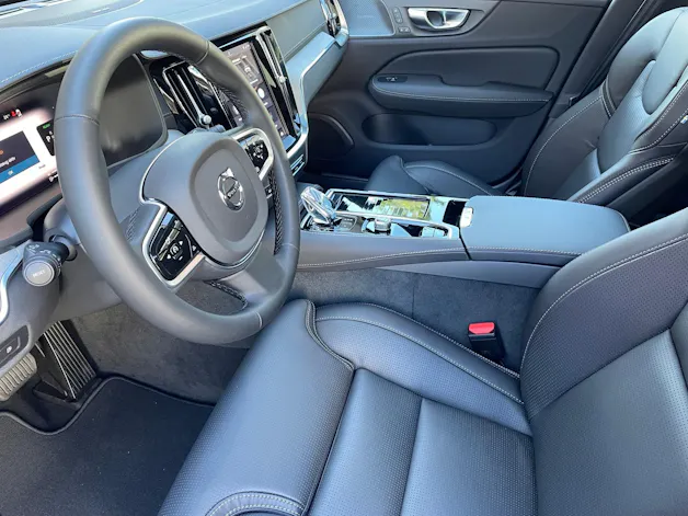 VOLVO V60 2.0 T6 TE Ultra Dark eAWD