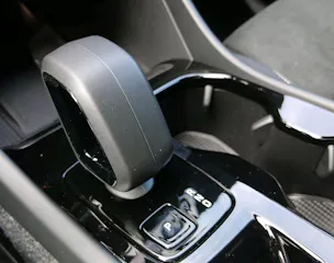 VOLVO XC40 2.0 B4 MH Black Edition