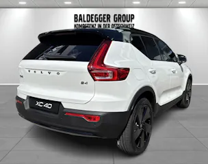 VOLVO XC40 2.0 B4 MH Black Edition