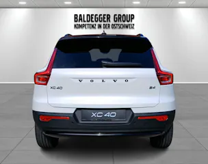 VOLVO XC40 2.0 B4 MH Black Edition