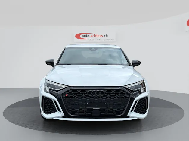 AUDI RS3 Limousine 2.5 TSI quattro Schwarz Plus S-tronic