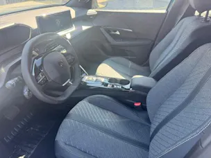 PEUGEOT 2008 MHEV Allure prenium