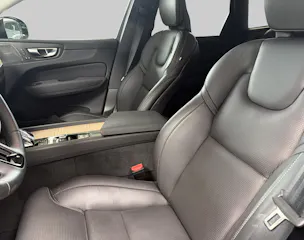 VOLVO XC60 2.0 T6 TE Plus Dark eAWD