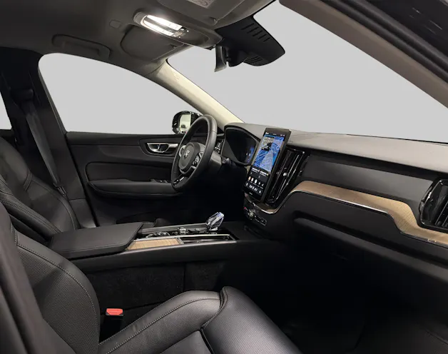VOLVO XC60 2.0 T6 TE Plus Dark eAWD