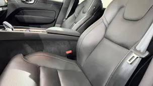 VOLVO XC60 2.0 T6 TE Ultra Dark eAWD